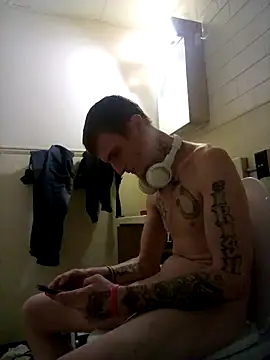 Snapshot of jizzyglizzy92 chatting on March 3, 12:23 pm jizzyglizzy92 online show from March 3, 12:23 pm