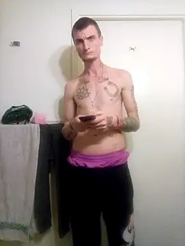 Snapshot of jizzyglizzy92 chatting on February 16, 4:44 am jizzyglizzy92 online show from February 16, 4:44 am