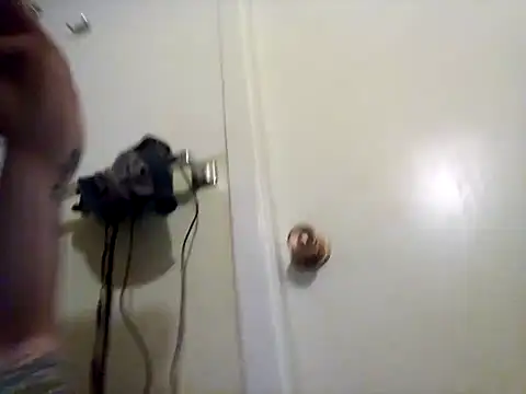 jizzyglizzy92 online show from March 20, 8:48 am