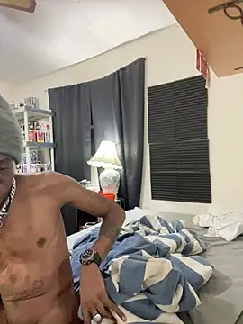 Snapshot of SucculentSexiness0 chatting on February 19, 3:14 am SucculentSexiness0 online show from February 19, 3:14 am