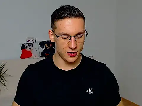 ZeinMiracles online show from October 20, 8:31 pm