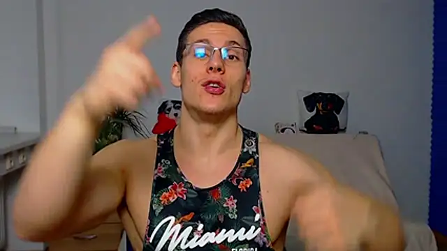 ZeinMiracles online show from December 20, 8:55 pm