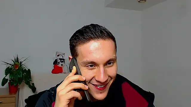 ZeinMiracles online show from December 4, 7:13 pm