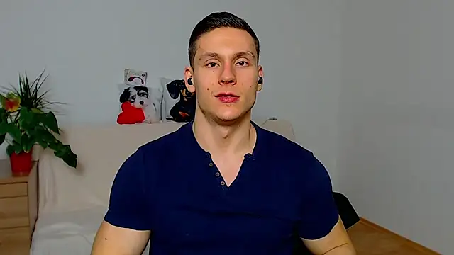 ZeinMiracles online show from November 26, 8:31 pm