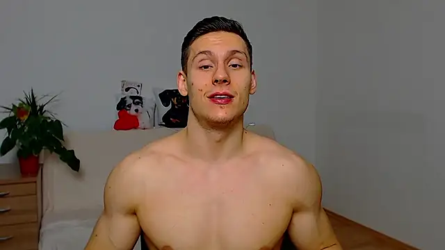 ZeinMiracles online show from December 1, 9:26 pm