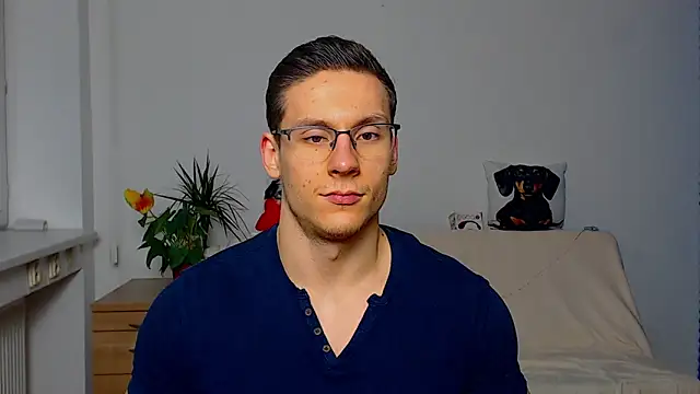 ZeinMiracles online show from December 22, 8:42 pm