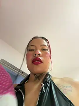 Georgina Astor online show from March 18, 3:31 am