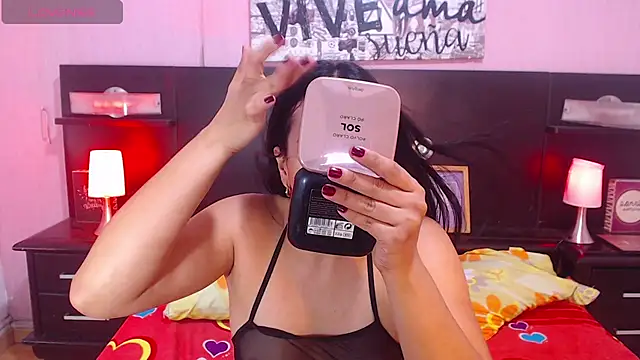 alyssabunnyy online show from November 2, 4:23 pm