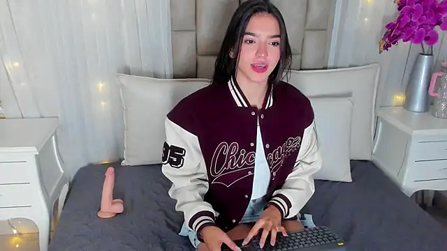 Aleska romanov  online show from September 20, 11:48 am