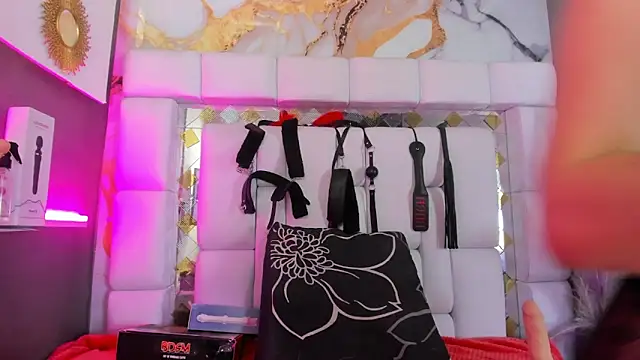 Natasha-Adams online show from March 27, 9:49 pm