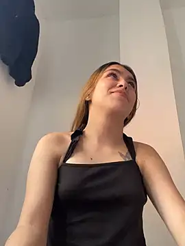 Snapshot of Natasha-Adams chatting on May 13, 9:00 pm Natasha-Adams online show from May 13, 9:00 pm