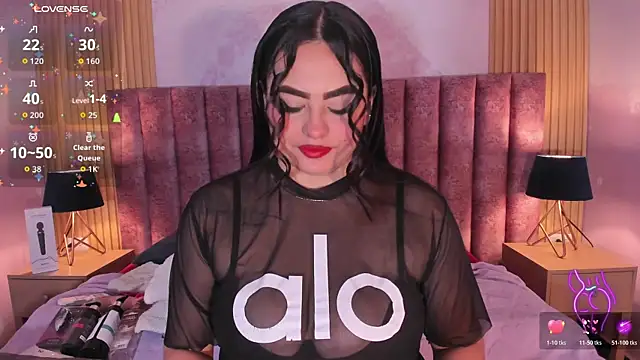 sofiiacarson online show from November 24, 7:36 pm