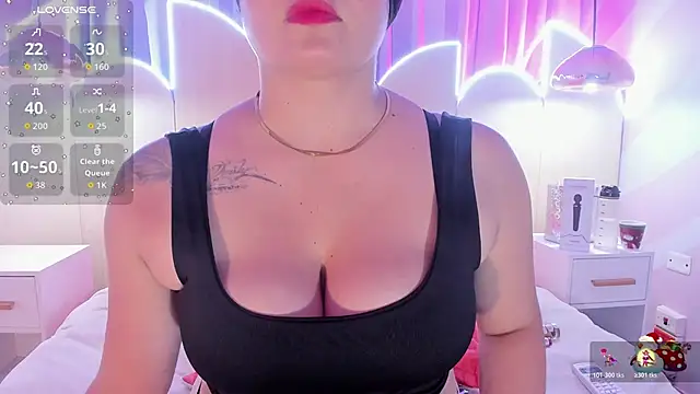 sofiiacarson online show from January 8, 8:04 pm