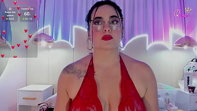 Snapshot of sofiiacarson chatting on February 19, 7:44 pm sofiiacarson online show from February 19, 7:44 pm