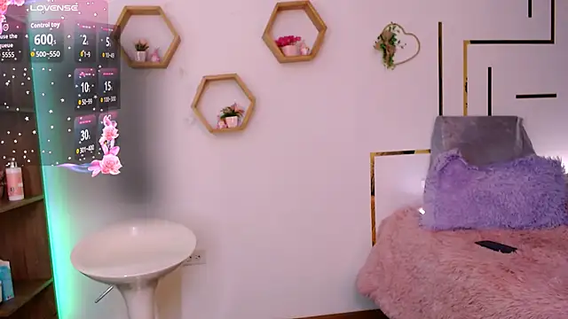 AuroraHans1 online show from March 17, 12:13 am