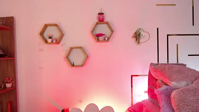 AuroraHans1 online show from March 30, 11:17 pm