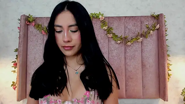 AnyaJay online show from December 18, 10:24 pm