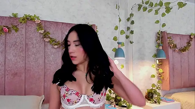 AnyaJay online show from December 1, 9:15 pm