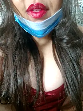 Hot-lino online show from December 18, 10:35 pm