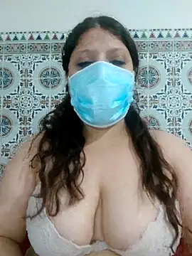 Hot-lino online show from May 3, 11:19 pm