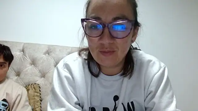 the magnificent8 online show from February 25, 4:23 am