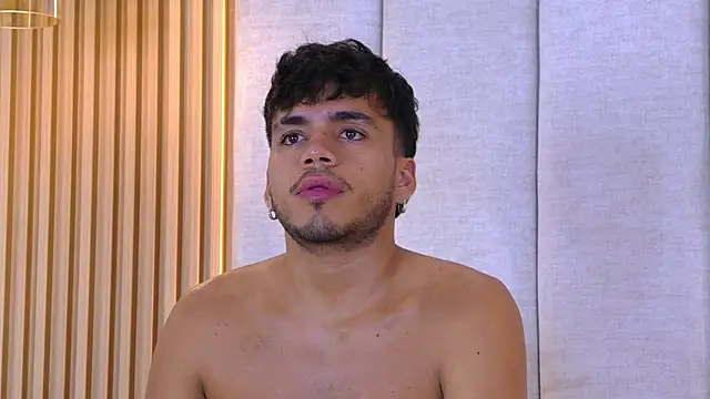 AlexanderJordan online show from December 4, 10:31 pm