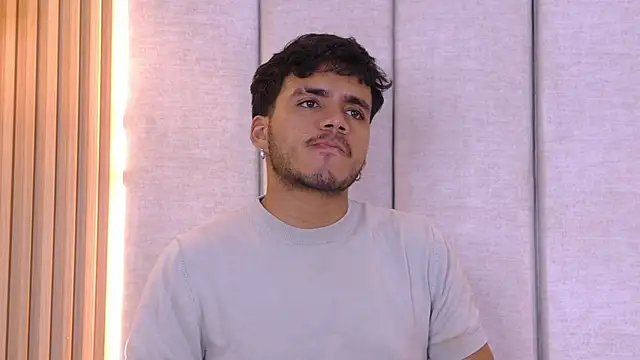 AlexanderJordan online show from October 28, 1:17 am