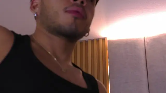 AlexanderJordan online show from November 8, 7:28 pm