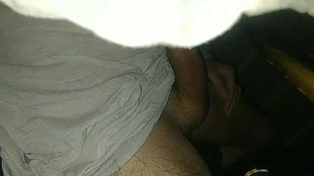 Snapshot of OutcastRen chatting on December 5, 6:50 pm OutcastRen online show from December 5, 6:50 pm