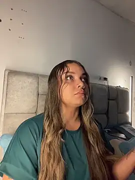 AnnyLopezzz  online show from April 14, 5:56 am