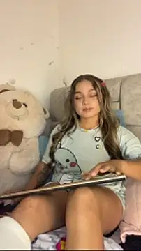 AnnyLopezzz  online show from December 20, 4:48 am