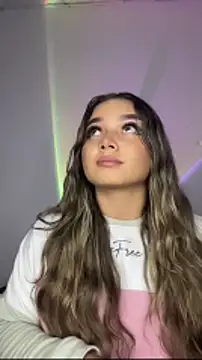 AnnyLopezzz  online show from December 5, 3:16 am