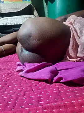 parmila203 online show from April 10, 5:20 pm