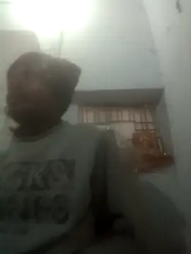 Snapshot of parmila203 chatting on December 20, 5:54 am parmila203 online show from December 20, 5:54 am