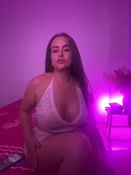 kattywil online show from March 3, 5:47 am