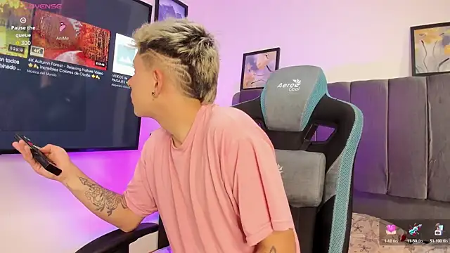 Snapshot of Michael_Lopez_1 chatting on September 10, 8:19 pm Michael Lopez 1 online show from September 10, 8:19 pm