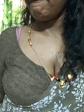 Snapshot of Spoorthi6_Kannada_Telugu chatting on November 6, 5:00 am Spoorthi6 Kannada Telugu online show from November 6, 5:00 am