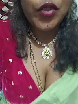 Snapshot of Spoorthi6_Kannada_Telugu chatting on May 13, 4:58 pm Spoorthi6 Kannada Telugu online show from May 13, 4:58 pm