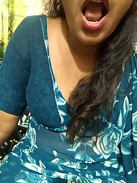 Snapshot of Spoorthi6_Kannada_Telugu chatting on November 26, 2:33 am Spoorthi6 Kannada Telugu online show from November 26, 2:33 am