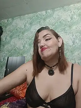 MayaLuna1 online show from November 4, 4:55 pm