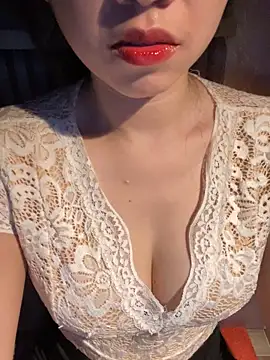 Snapshot of Yumii_09 chatting on February 20, 3:25 pm Yumii 09 online show from February 20, 3:25 pm