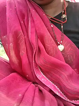 Idhika Handoo online show from October 13, 10:50 am