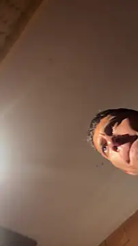 Mrjustin sebas online show from April 16, 9:04 pm