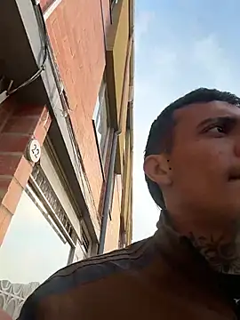 Mrjustin sebas online show from February 14, 9:26 pm