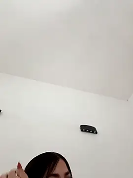 Melek 2002 Uruguaya online show from February 14, 5:13 pm