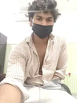 Snapshot of Goodmens5 chatting on July 16, 2:47 pm Goodmens5 online show from July 16, 2:47 pm