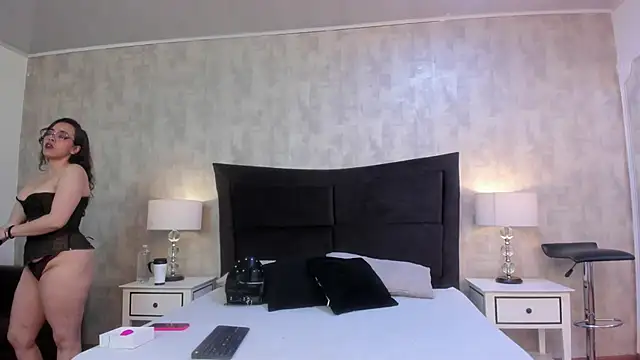 Snapshot of BarbaraLeython1 chatting on October 9, 3:12 pm BarbaraLeython1 online show from October 9, 3:12 pm