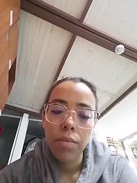 Snapshot of BarbaraLeython1 chatting on November 6, 3:05 pm BarbaraLeython1 online show from November 6, 3:05 pm