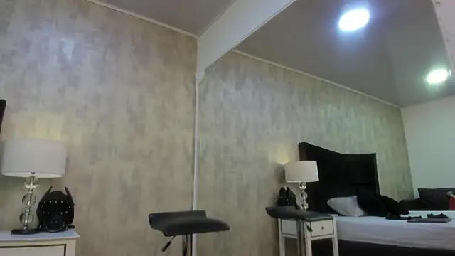 Snapshot of BarbaraLeython1 chatting on November 24, 2:39 pm BarbaraLeython1 online show from November 24, 2:39 pm