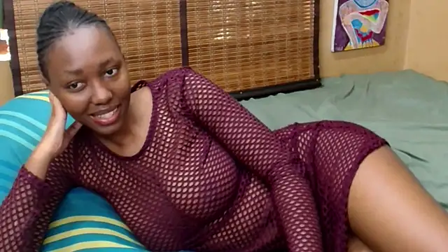 NubianScarlett online show from May 12, 12:00 pm